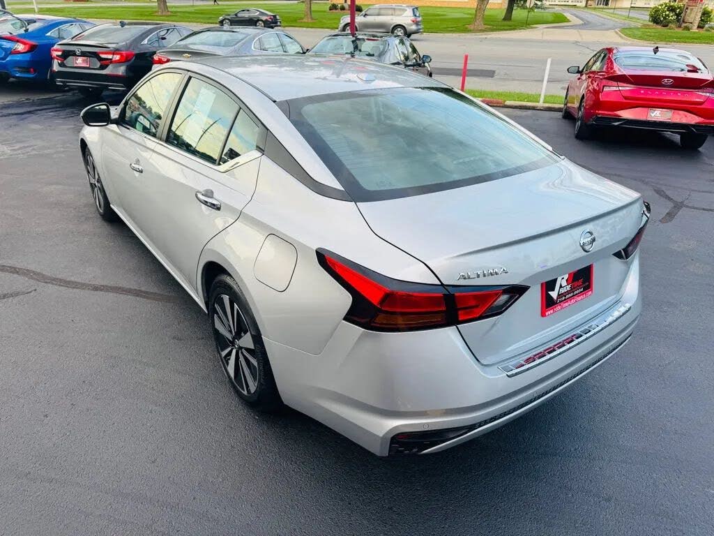 Image of 2022 Nissan Altima