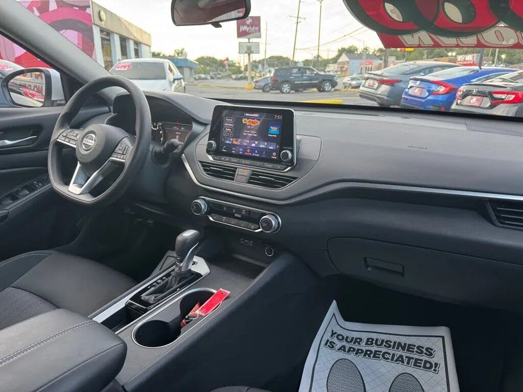 Image of 2022 Nissan Altima