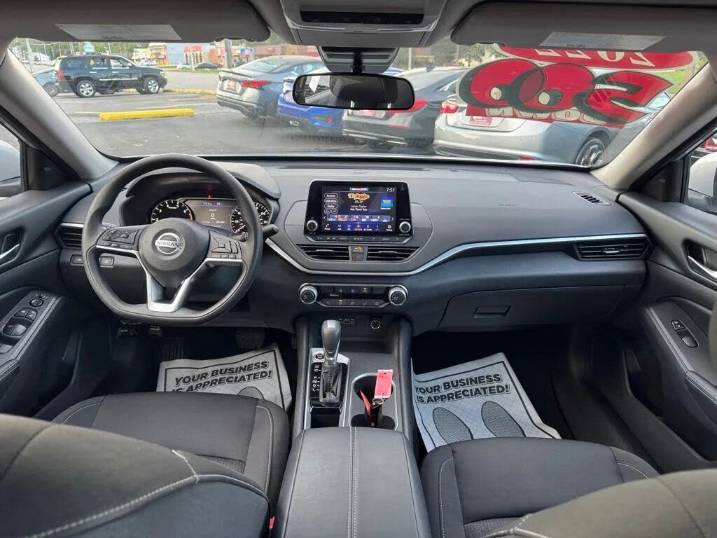 Image of 2022 Nissan Altima