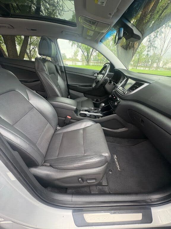 Image of 2016 Hyundai TUCSON