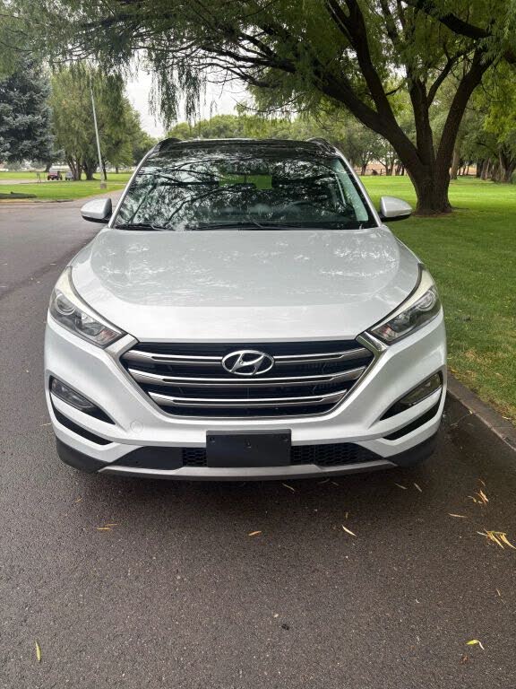 Image of 2016 Hyundai TUCSON