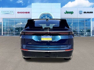 2025 Jeep Wagoneer S