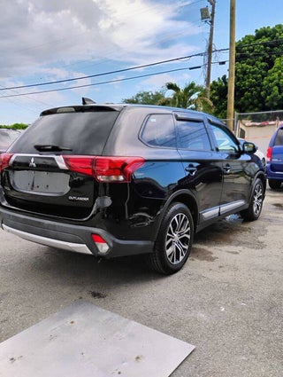 2018 Mitsubishi Outlander thumbnail – Miami, FL – 4