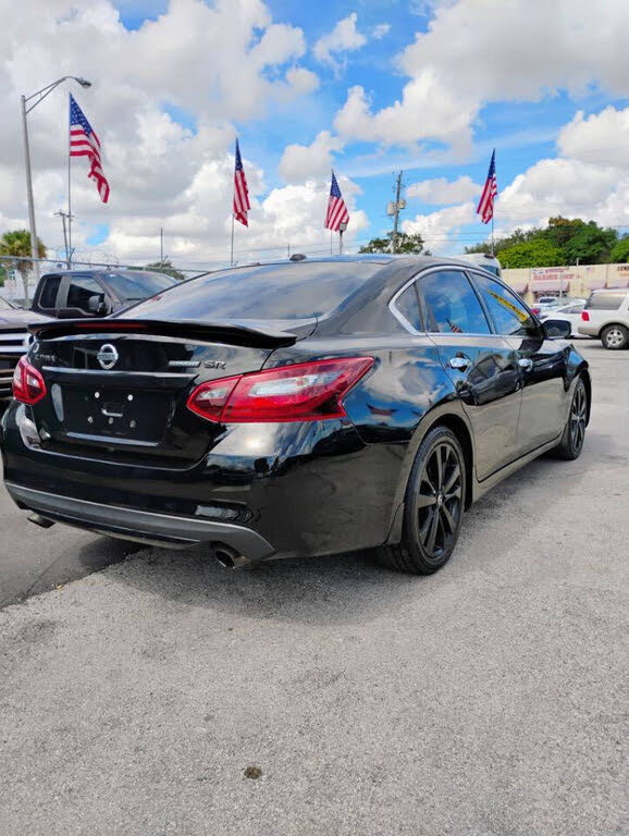 2018 Nissan Altima 2.5 SR
                                    for sale in Miami, FL – photo 4