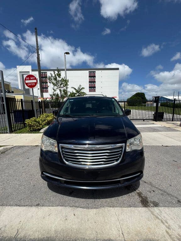2011 Chrysler Town and Country Touring-L
                                    for sale in Miami, FL – photo 3