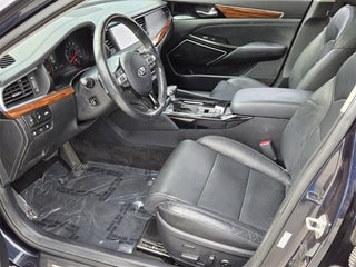 2018 Kia Cadenza thumbnail – Davie, FL – 11