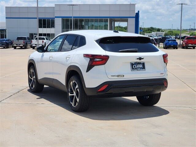 Image of 2025 Chevrolet Trax
