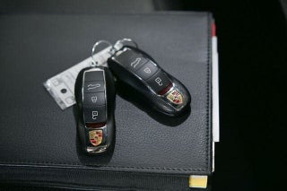 2021 Porsche Macan thumbnail – Doral, FL – 58