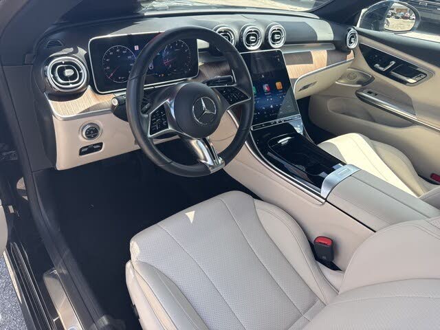 2025 Mercedes-Benz CLE 300 4MATIC
                                    for sale in Hollywood, FL – photo 2