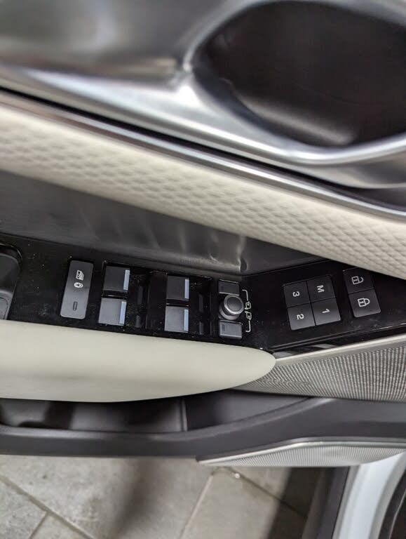 Image of 2022 Land Rover Range Rover Velar