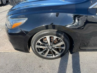 2017 Nissan Altima thumbnail – Miami, FL – 23