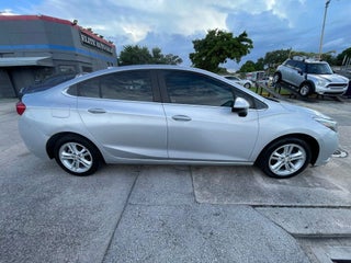 2018 Chevrolet Cruze thumbnail – Miami, FL – 16