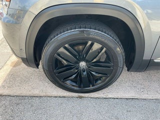 2018 Volkswagen Atlas thumbnail – Miami, FL – 51