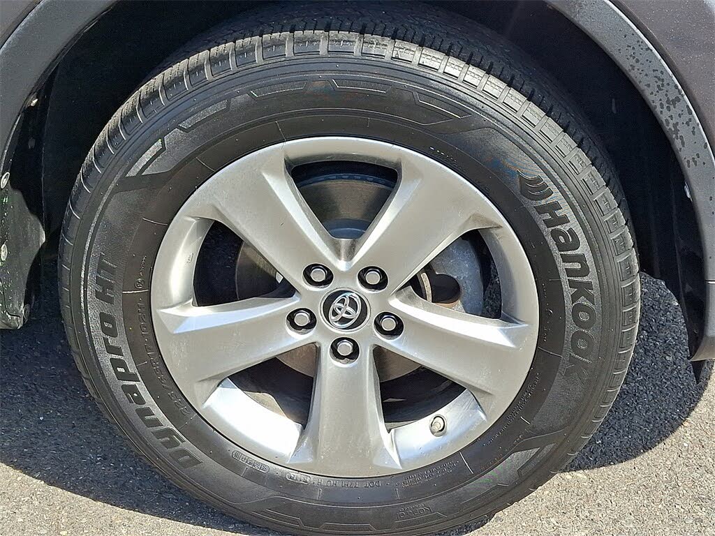 Image of 2015 Toyota RAV4
