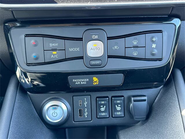 Image of 2024 Nissan LEAF