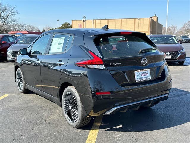 Image of 2024 Nissan LEAF