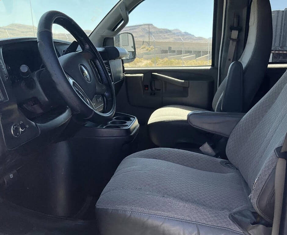 Image of 2017 Chevrolet Express