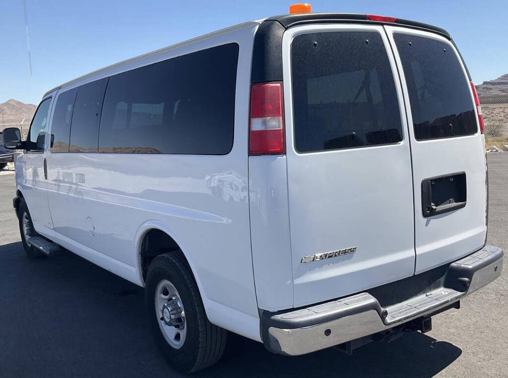 Image of 2017 Chevrolet Express