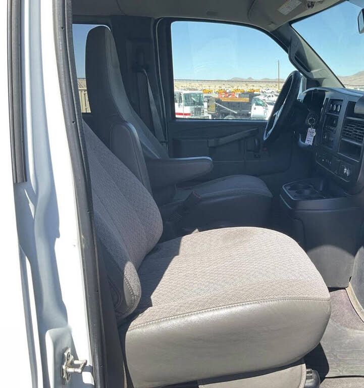 Image of 2017 Chevrolet Express