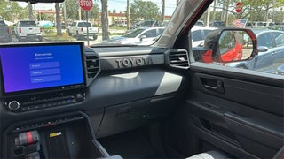 2022 Toyota Tundra thumbnail – Oakland Park, FL – 14
