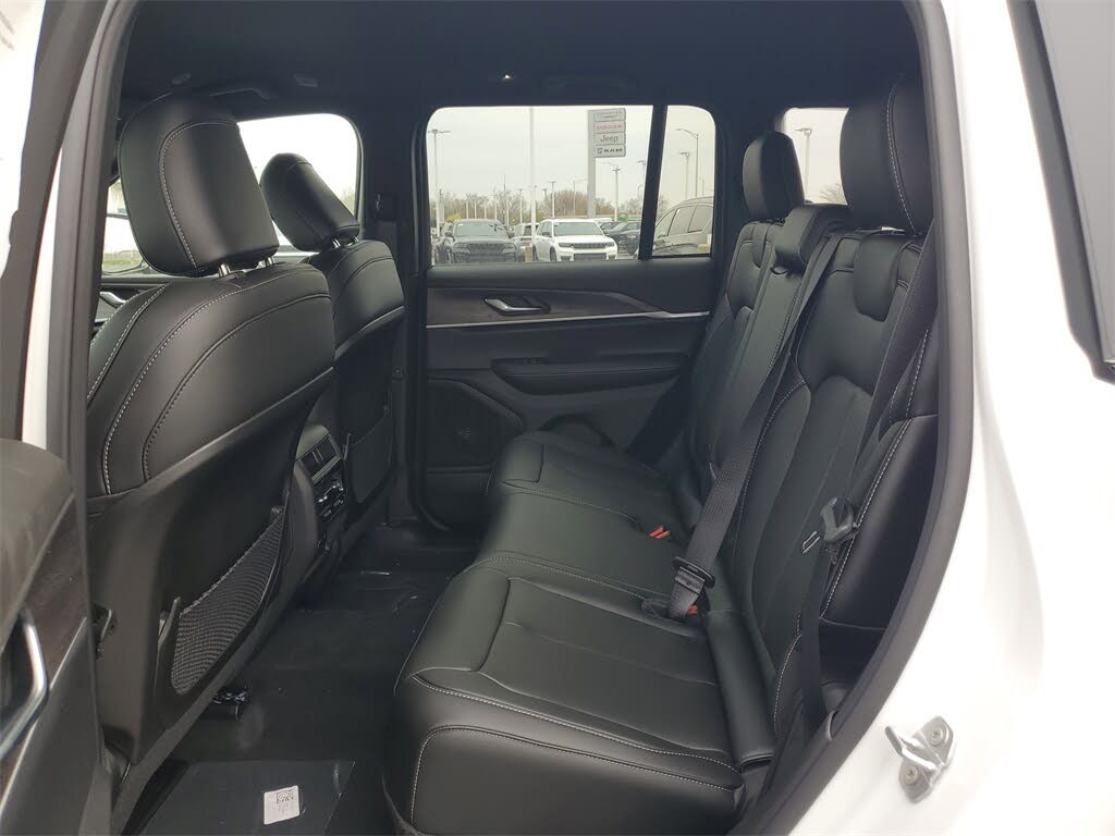 Image of 2025 Jeep Grand Cherokee