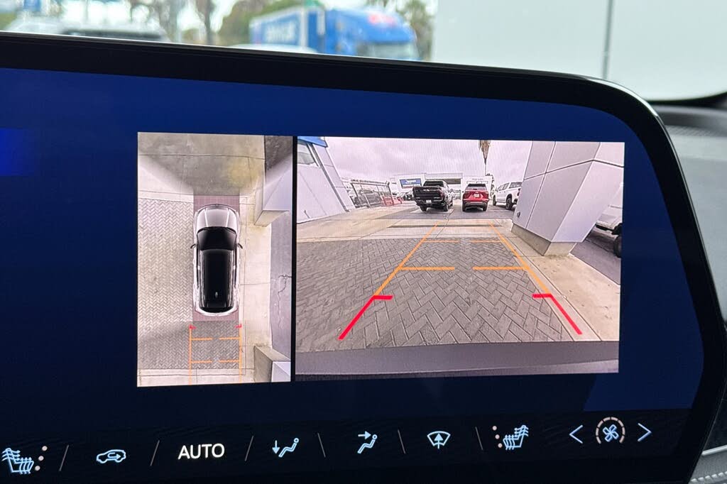 Image of 2025 Chevrolet Blazer EV
