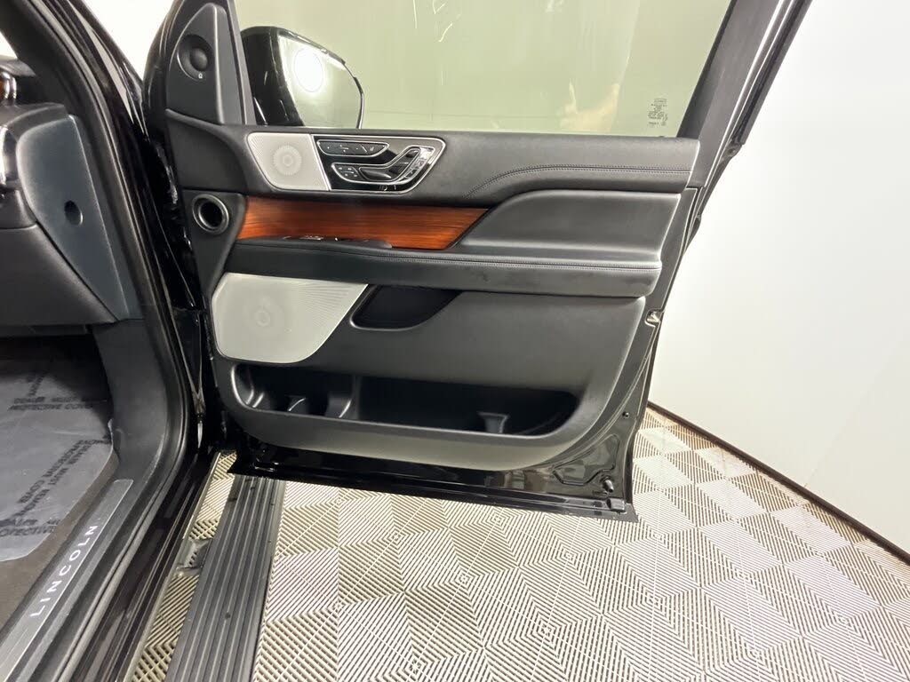 2019 Lincoln Navigator Reserve
                                    for sale in North Miami, FL – photo 21