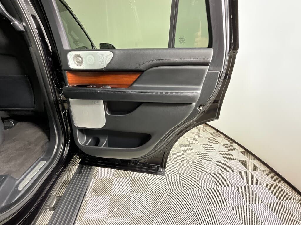 2019 Lincoln Navigator Reserve
                                    for sale in North Miami, FL – photo 25