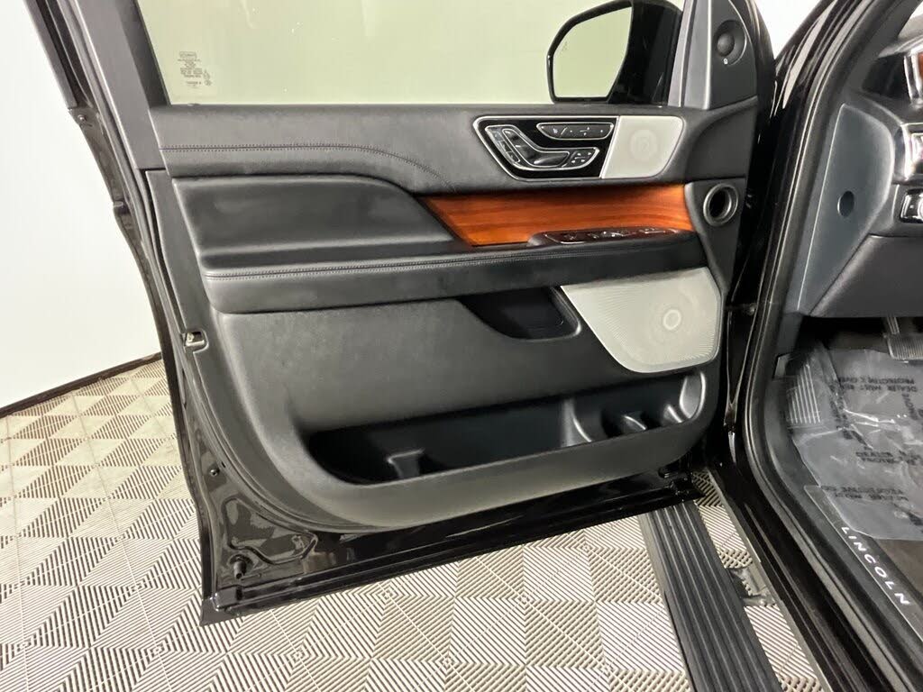 2019 Lincoln Navigator Reserve
                                    for sale in North Miami, FL – photo 18