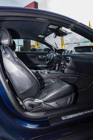2020 Ford Mustang thumbnail – Hialeah, FL – 4