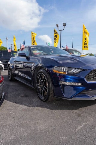 2020 Ford Mustang thumbnail – Hialeah, FL – 3
