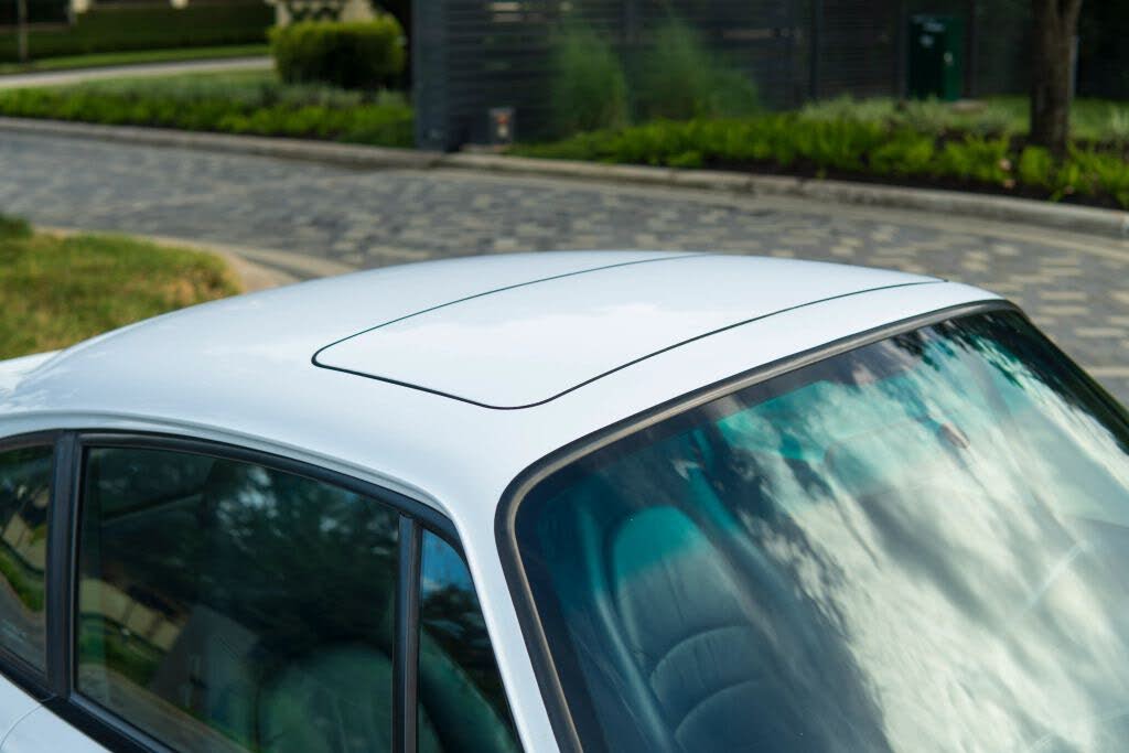 Image of 1997 Porsche 911