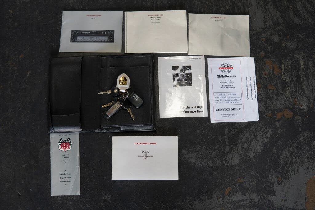 Image of 1997 Porsche 911