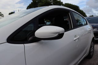 2017 Kia Forte thumbnail – Miami, FL – 3