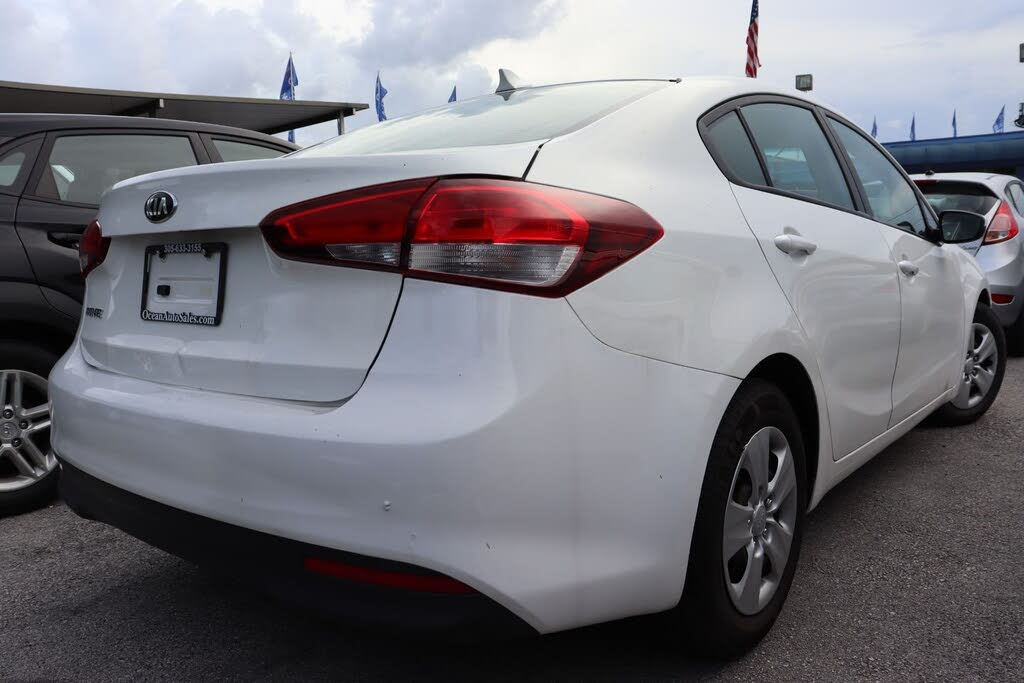 2017 Kia Forte LX
                                    for sale in Miami, FL – photo 7