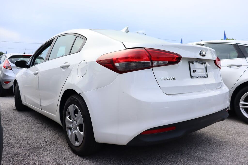 2017 Kia Forte LX
                                    for sale in Miami, FL – photo 4