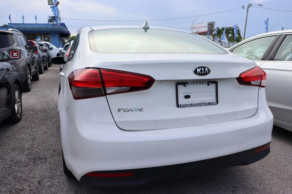 2017 Kia Forte LX
                                    for sale in Miami, FL – photo 6