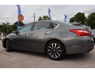 2017 Nissan Altima thumbnail – Miami, FL – 4
