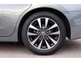 2017 Nissan Altima thumbnail – Miami, FL – 5