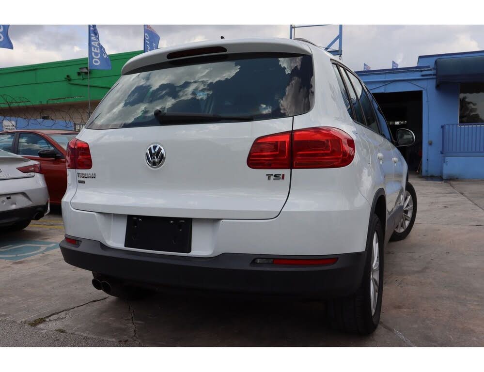 2017 Volkswagen Tiguan 2.0T Limited S
                                    for sale in Miami, FL – photo 6