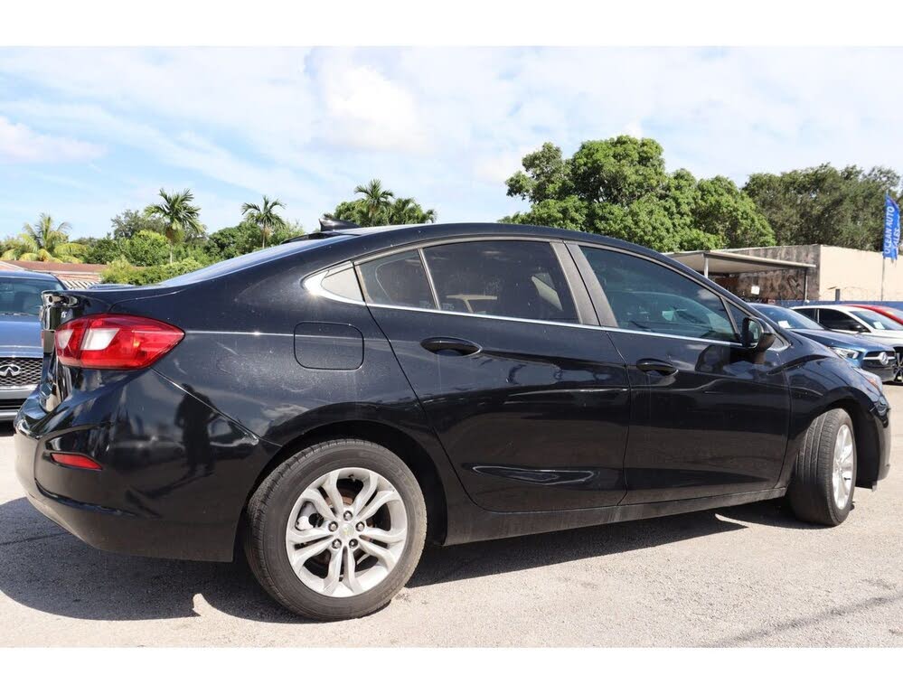 2019 Chevrolet Cruze LT
                                    for sale in Miami, FL – photo 4