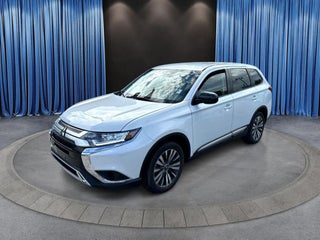 2020 Mitsubishi Outlander thumbnail – Miami, FL – 3