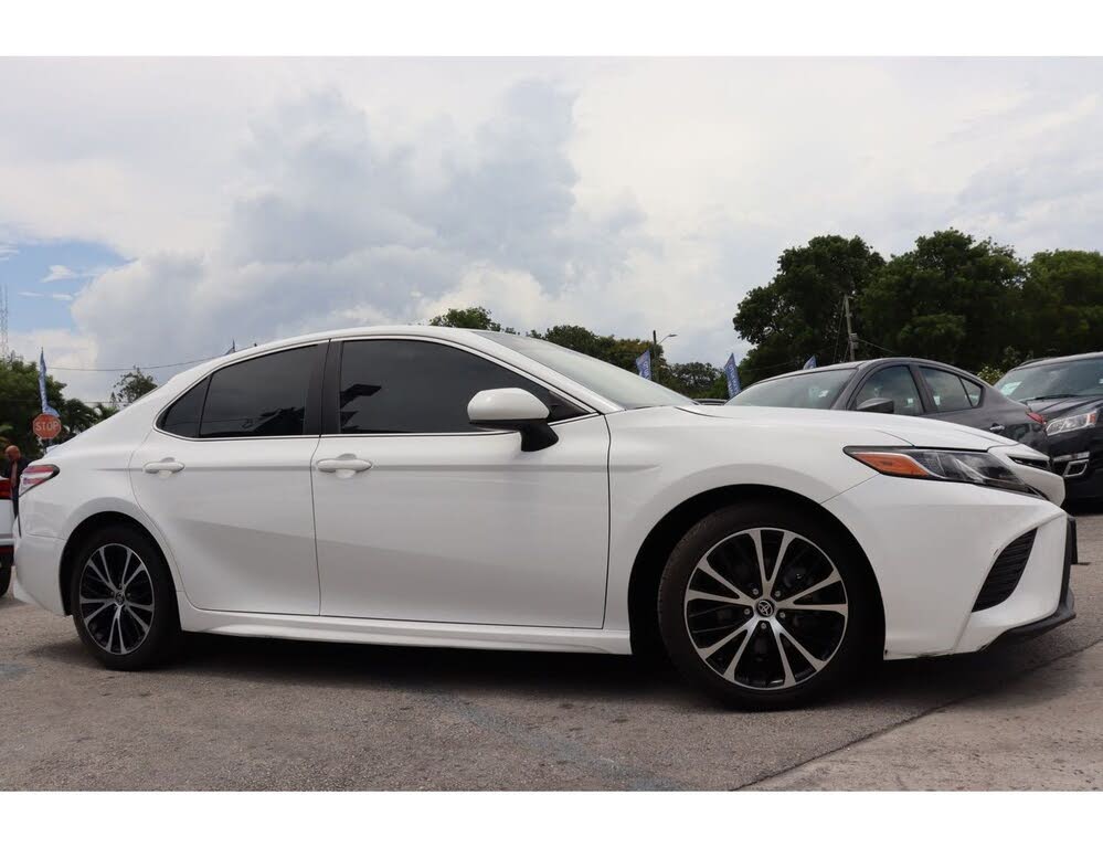 2020 Toyota Camry SE
                                    for sale in Miami, FL – photo 3