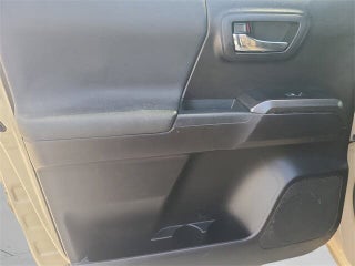 2020 Toyota Tacoma thumbnail – Miami Shores, FL – 16