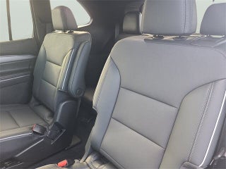 2025 Buick Enclave thumbnail – Miami Shores, FL – 13