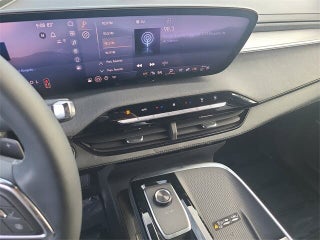 2025 Buick Enclave thumbnail – Miami Shores, FL – 29