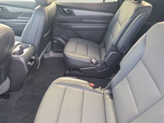 2025 Buick Enclave thumbnail – Miami Shores, FL – 14