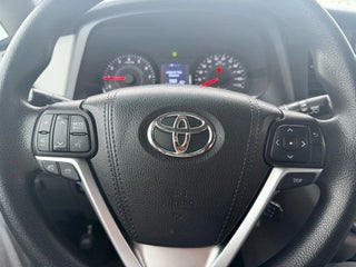 2016 Toyota Sienna thumbnail – Miami, FL – 35