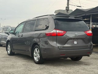 2016 Toyota Sienna thumbnail – Miami, FL – 11