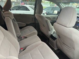 2016 Toyota Sienna thumbnail – Miami, FL – 26